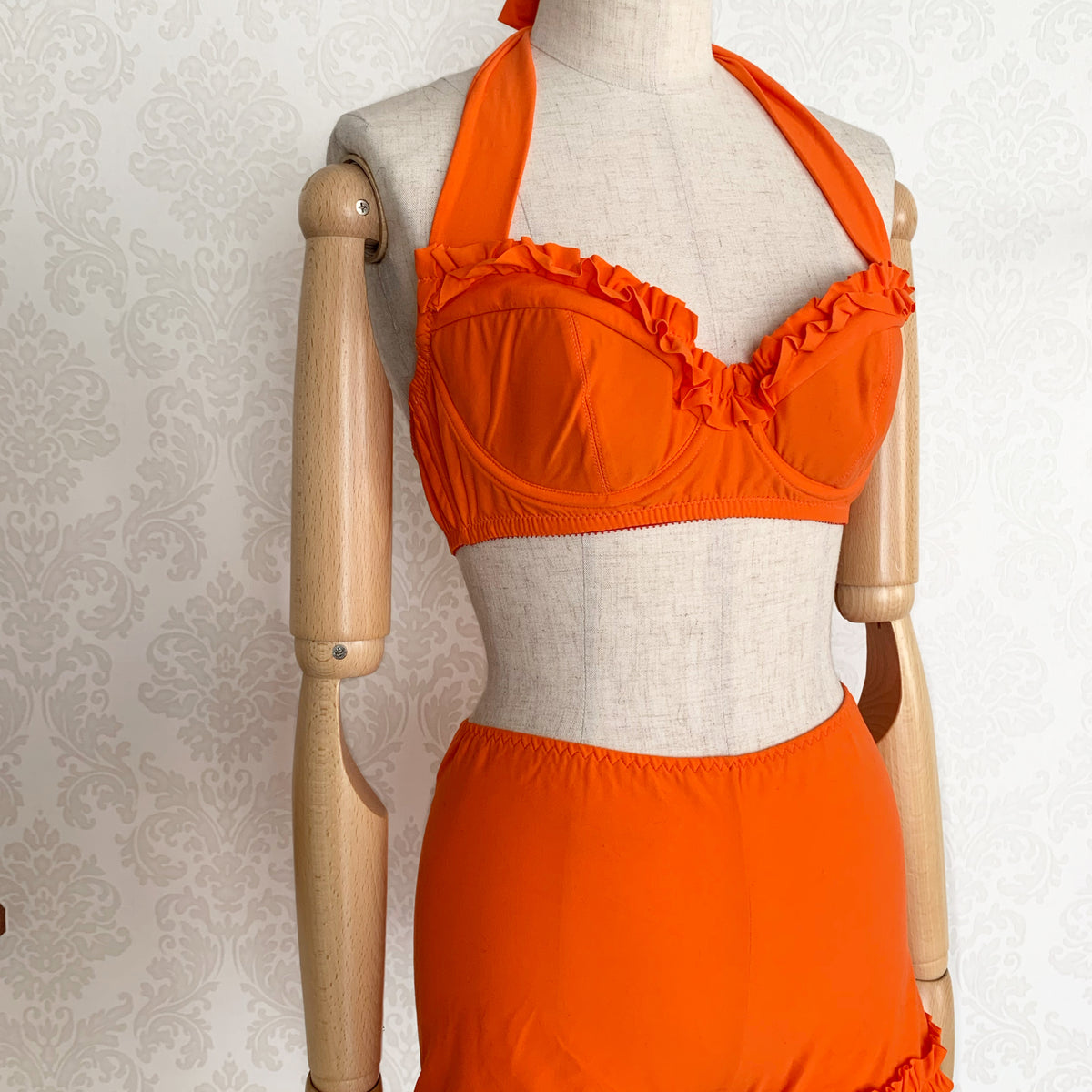 Swimwear：Bra &shorts /orange – Verybrain